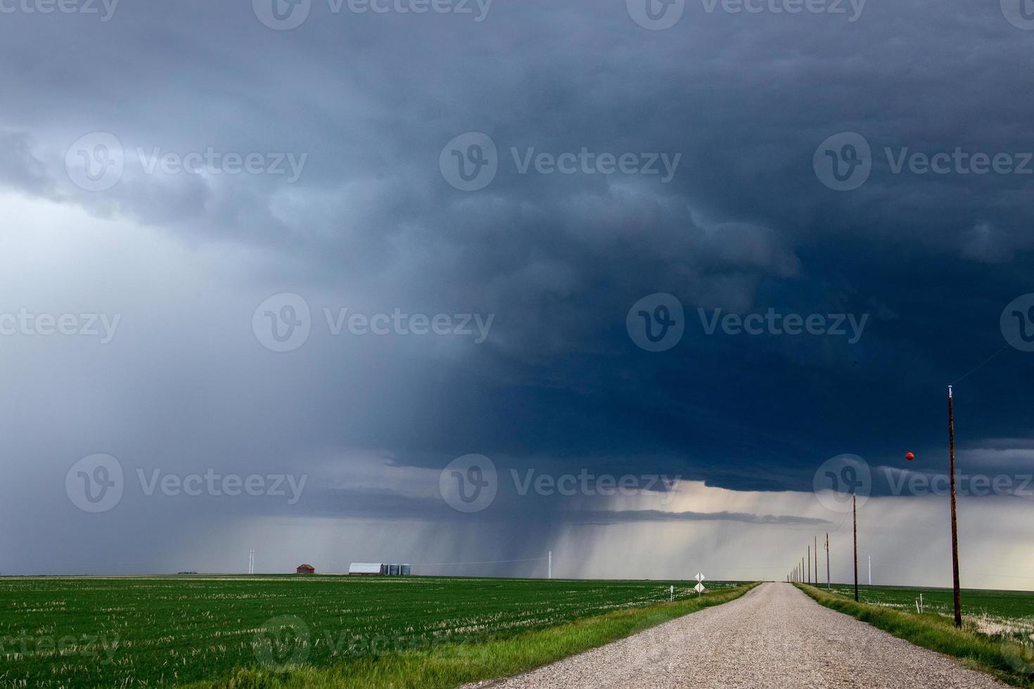 pradera nubes de tormenta canadá foto