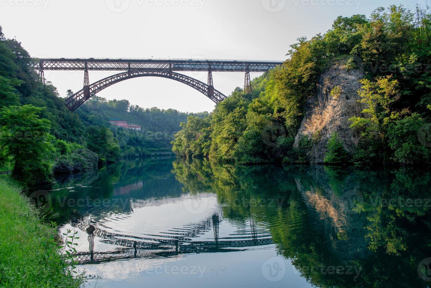 Paderno d'adda bridge photo