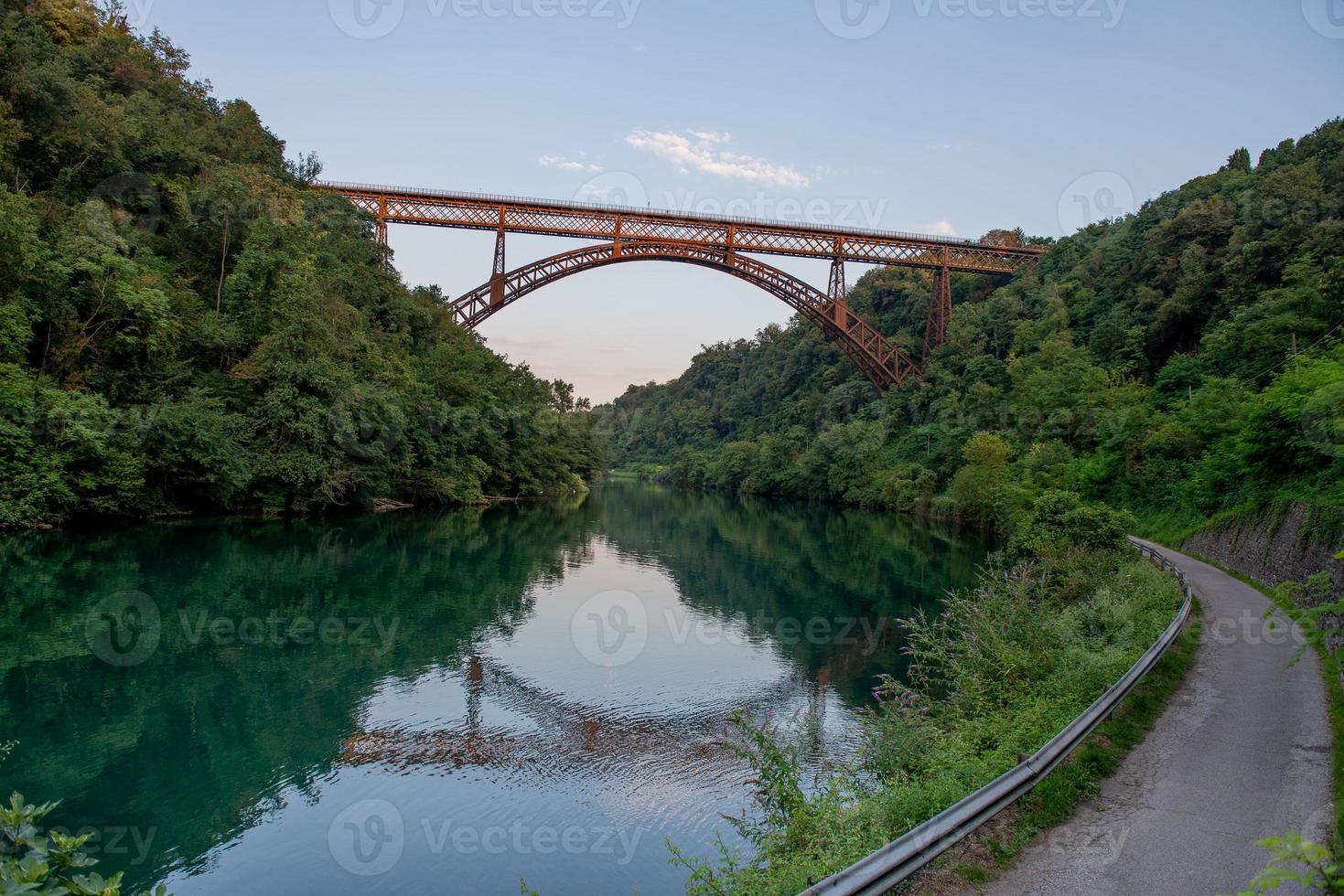 Paderno d'adda bridge photo
