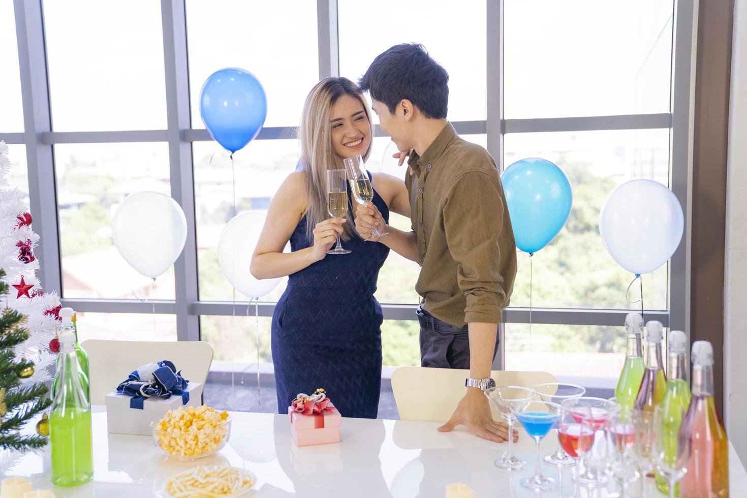 asian couple at party photo