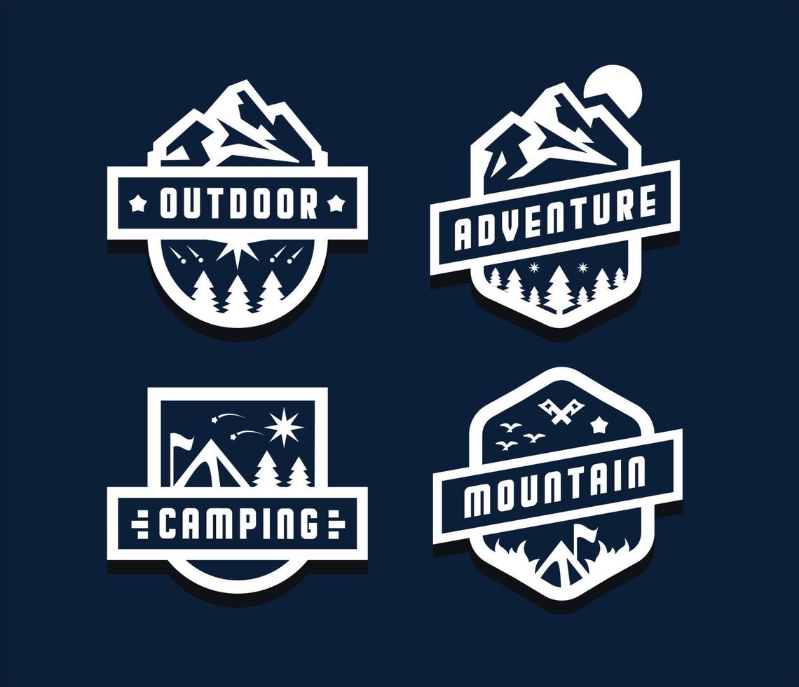 una colección de conjuntos de logotipos de montaña con un estilo vintage y minimalista vector