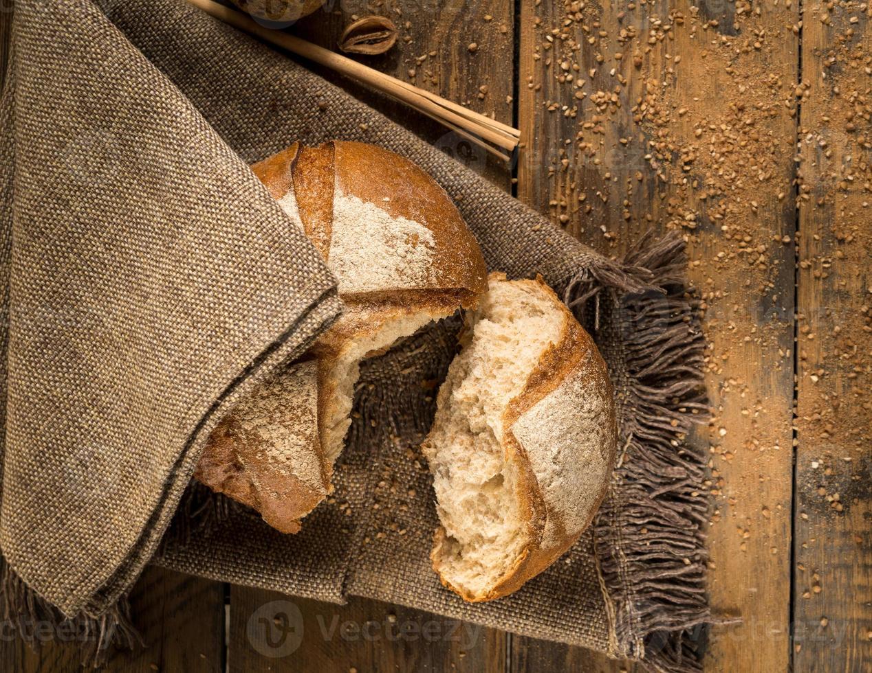 loaf of bread top view photo