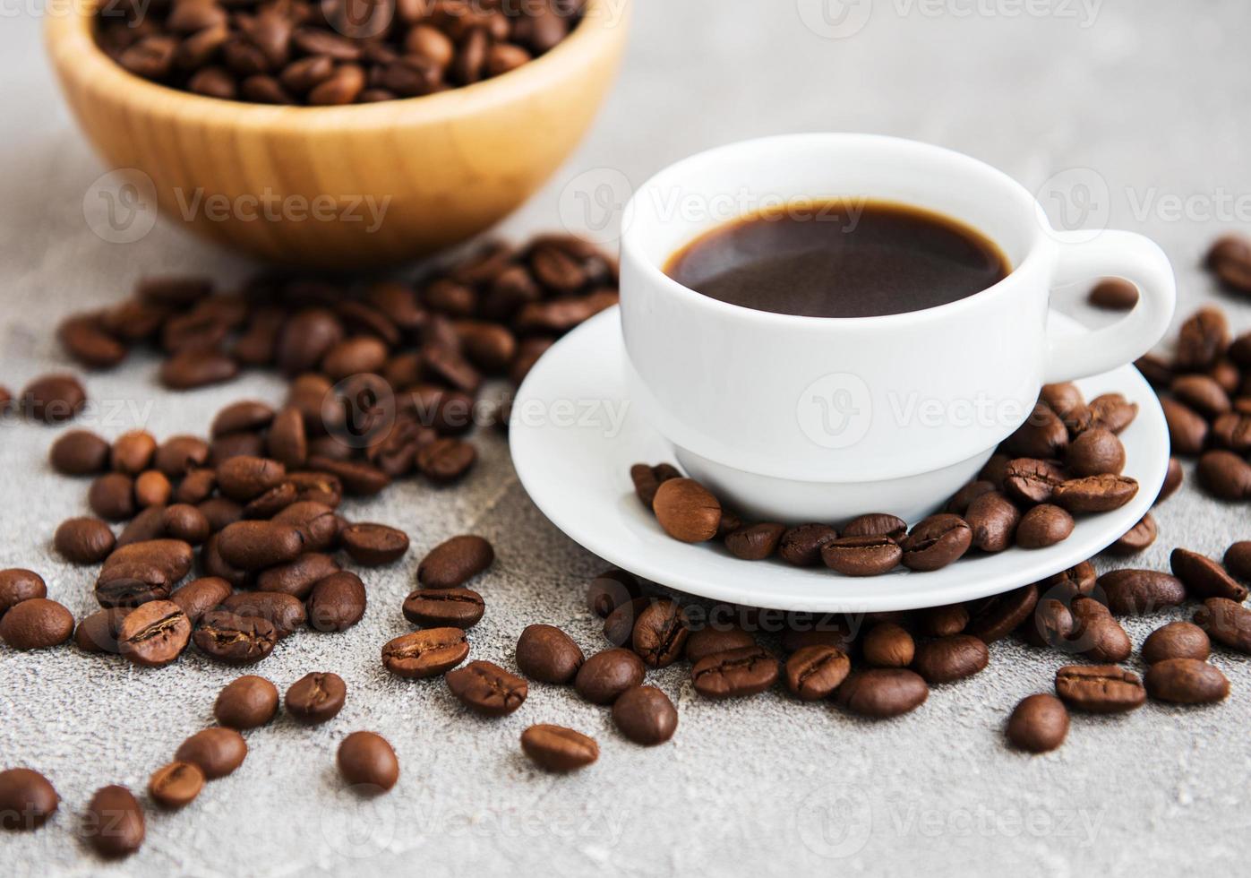 taza de café y granos de café foto