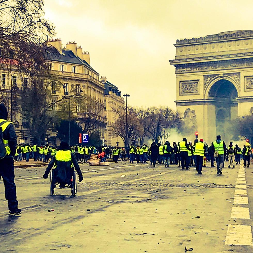 Demonstrators during a protest in yellow vests photo