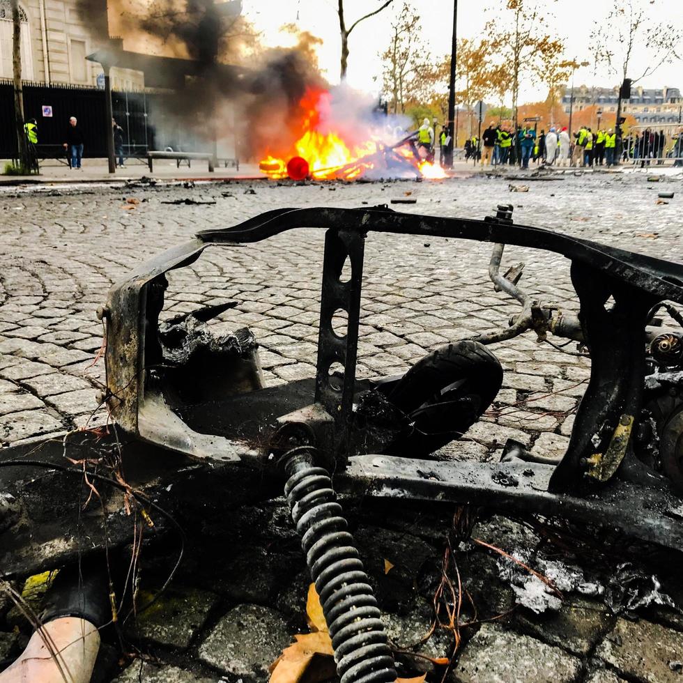 Demonstrators during a protest in yellow vests photo