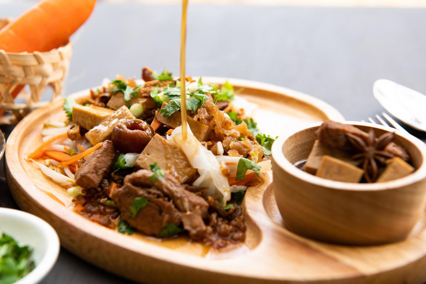 Delicious Thai food prepared by authentic Thai chefs 5422182 Stock