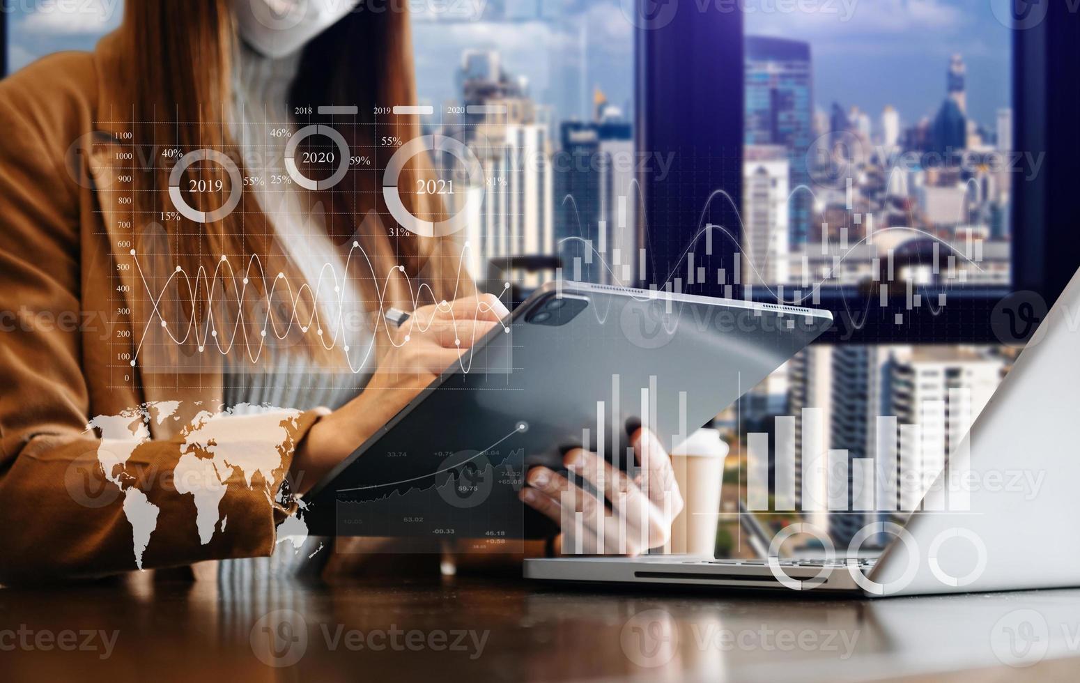 Intelligence  and business analytics  with key performance indicators dashboard concept.StartUp Programming as Fintech concept.Business team meeting. Photo professional investor  at office