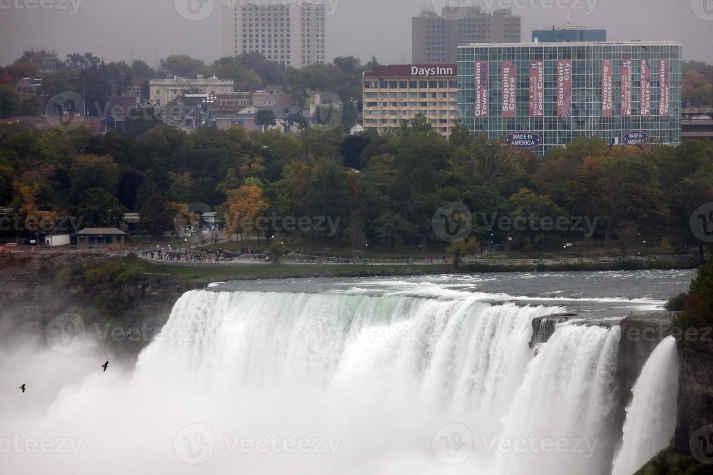 Niagara Falls Daytime photo