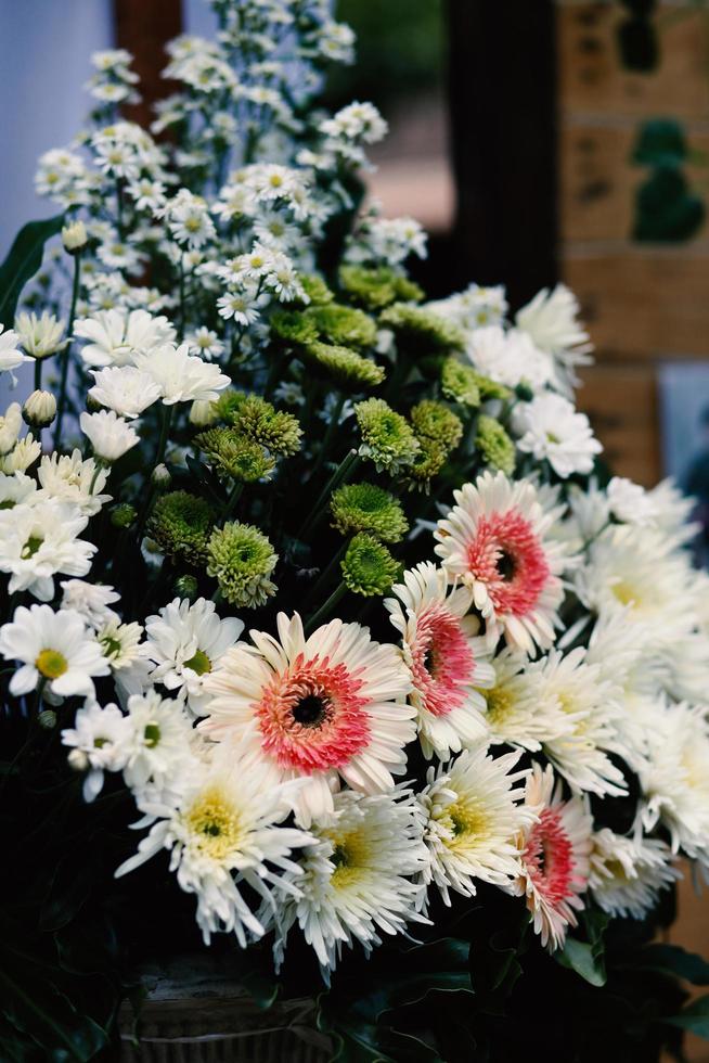 Wedding arch, wedding, wedding moment, wedding decorations, flowers, chairs, outdoor ceremony in the open air photo