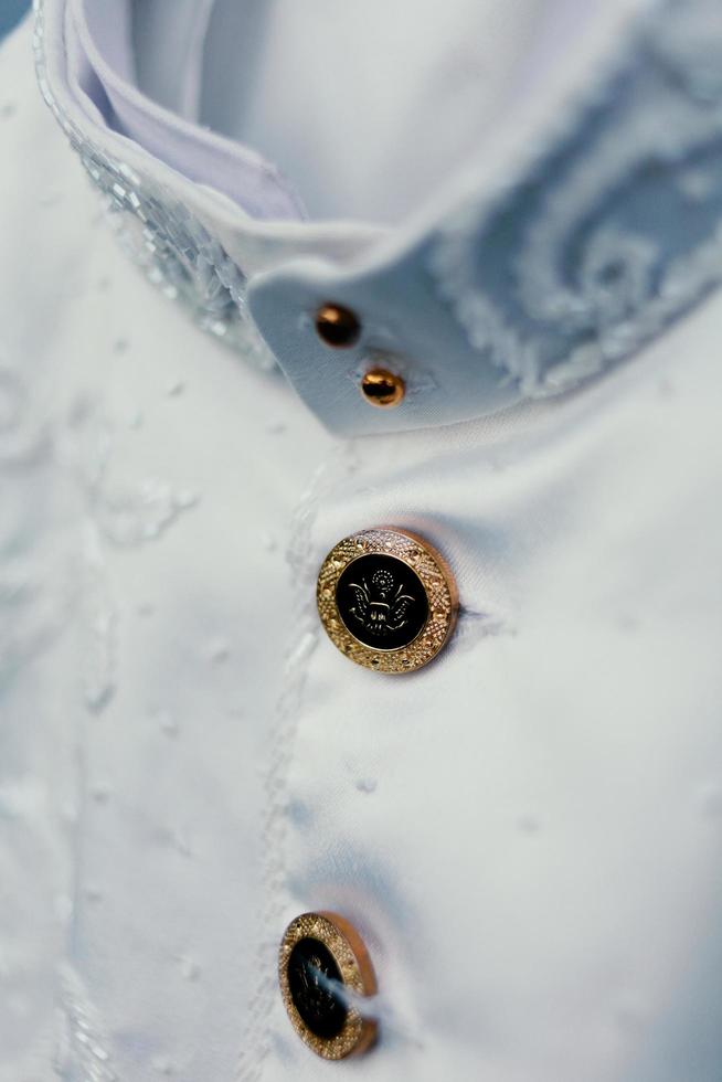 vestido de novia javanesa, ceremonia de boda foto