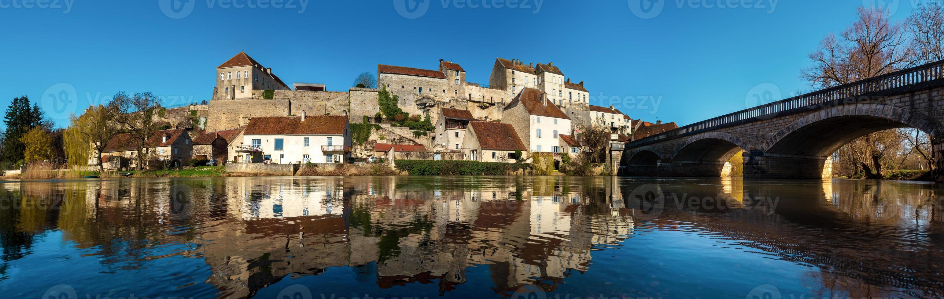Panoramic view of Pesmes village in Burgundy, winter photo