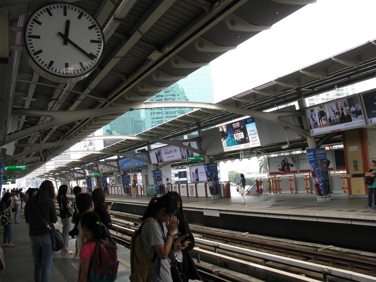 BTS Ari Station BANGKOK THAILAND  April 02 2018 .passengers go to Work at Ari  Sky Train Station BTS on April 02 2018 Traveling by train is the fastest way to travel in the city. photo