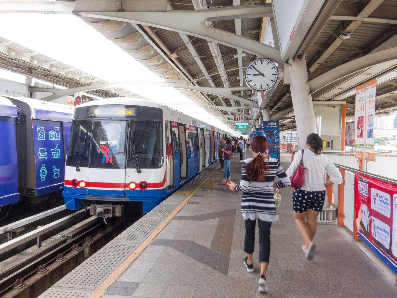 Bts Sky Train Bangkok Stock Photos Images And Backgrounds For Free Bts Sky Train Bangkok Stock Photos Images And Backgrounds For Free