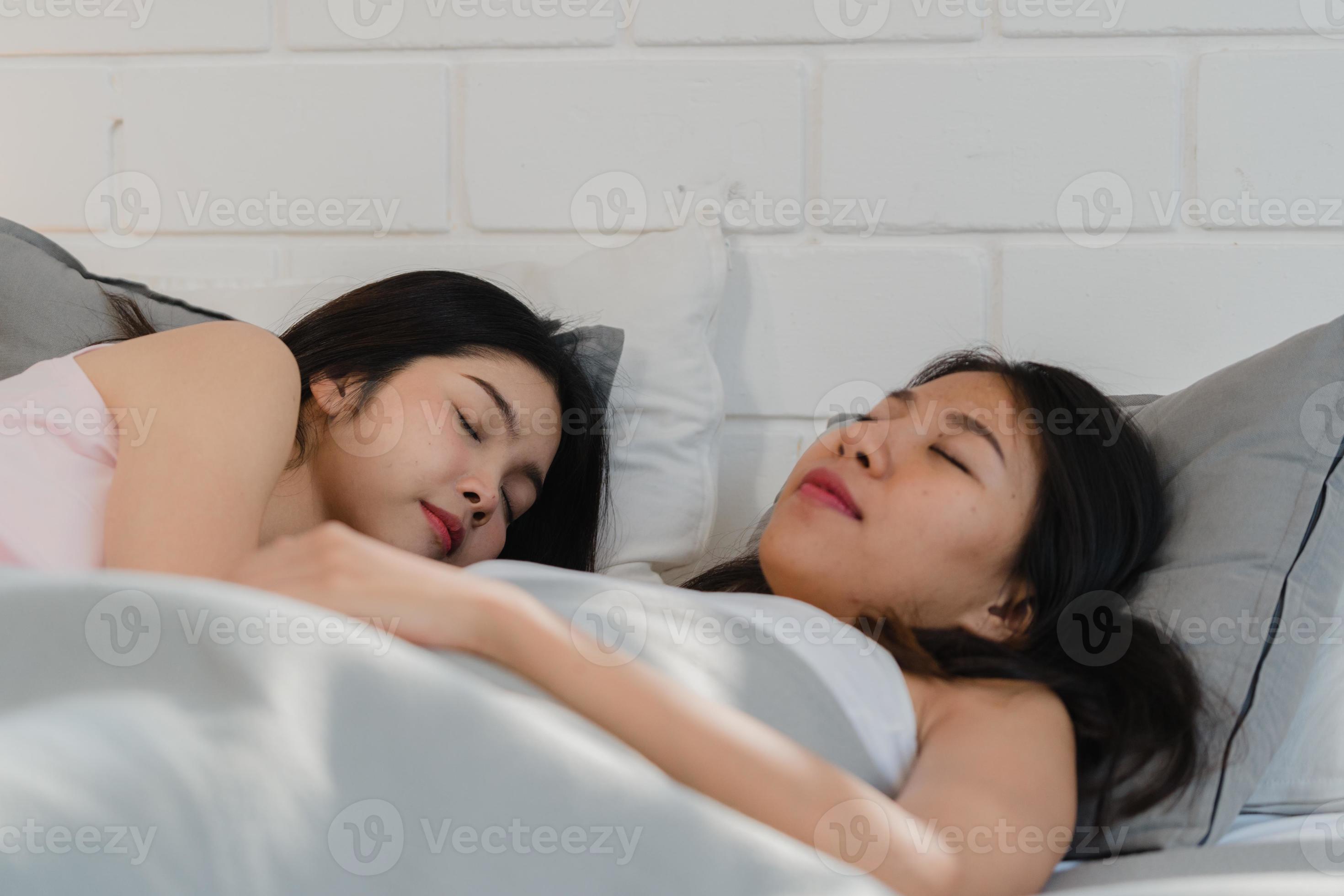 Asian Lesbian Sleep