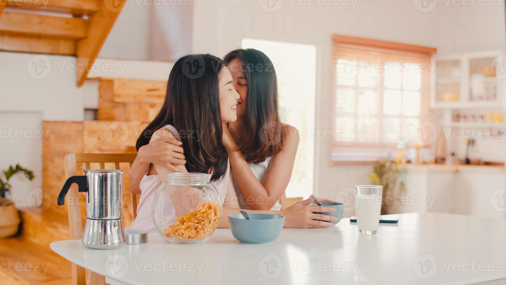 eat wifes lovers milk