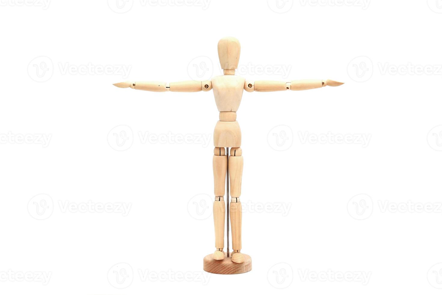 muñeca de madera en diferentes poses. conceptos de figuras de madera. figura aislada sobre fondo blanco foto