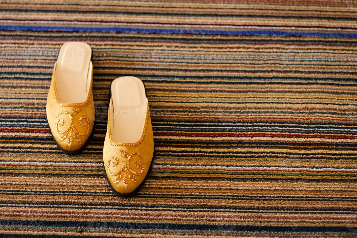 Luxurious brown wedding shoes photo