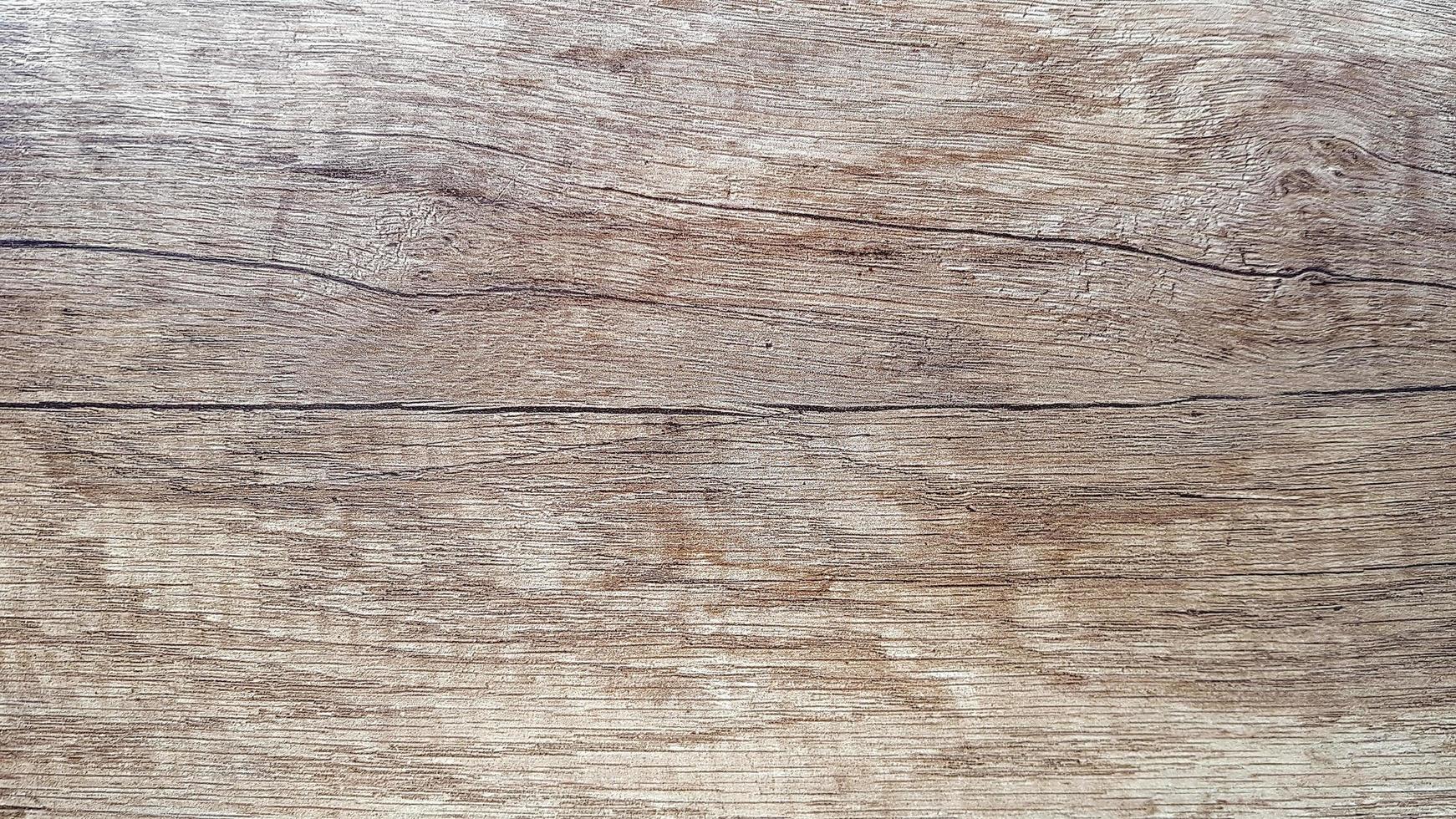 la superficie está borrosa por el tiempo, el fondo de madera antiguo. superficie de madera desgastada. foto