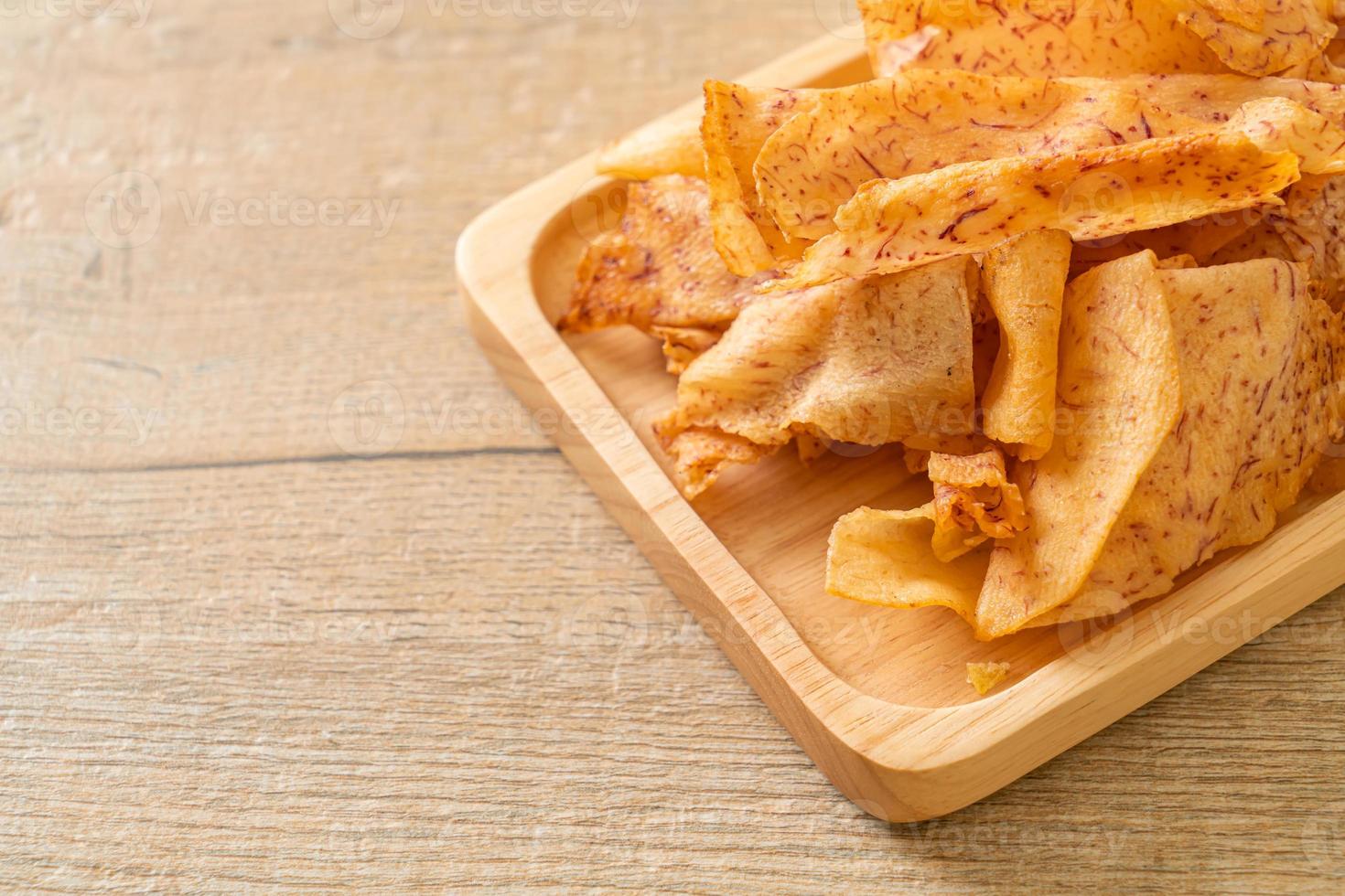 Taro Chips fried or baked sliced taro 5575813 Stock Photo at Vecteezy