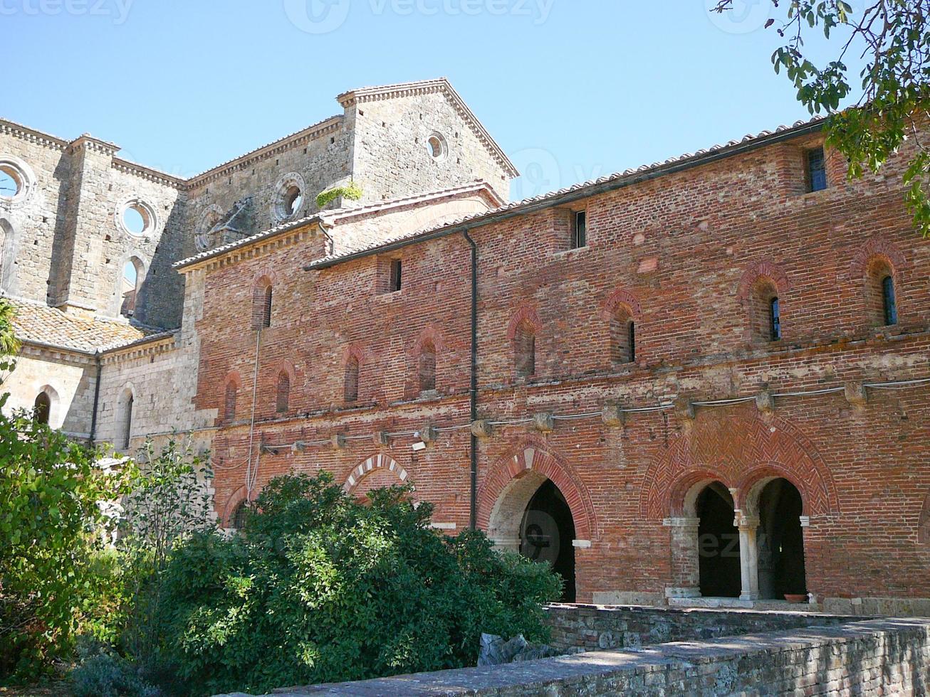 San Galgano Abbey photo