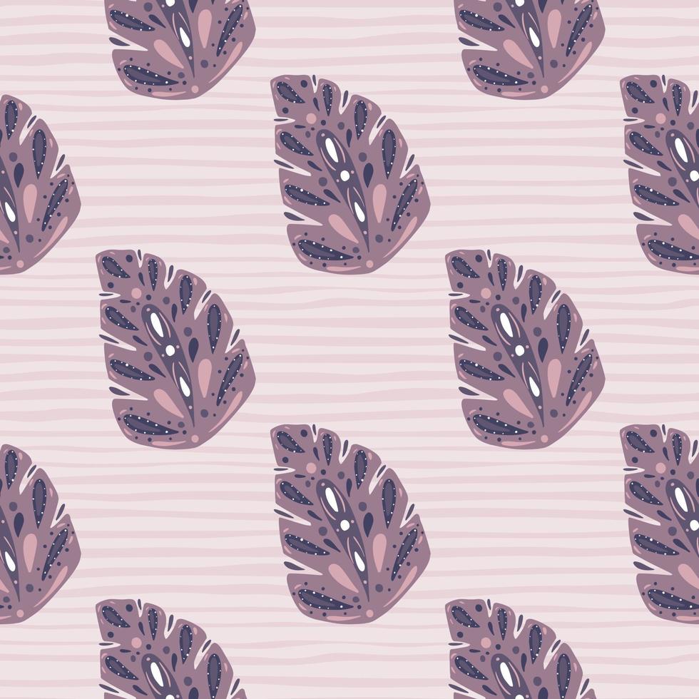 patrón decorativo sin costuras con adorno de hoja de monstera popular púrpura. fondo pálido rayado. vector