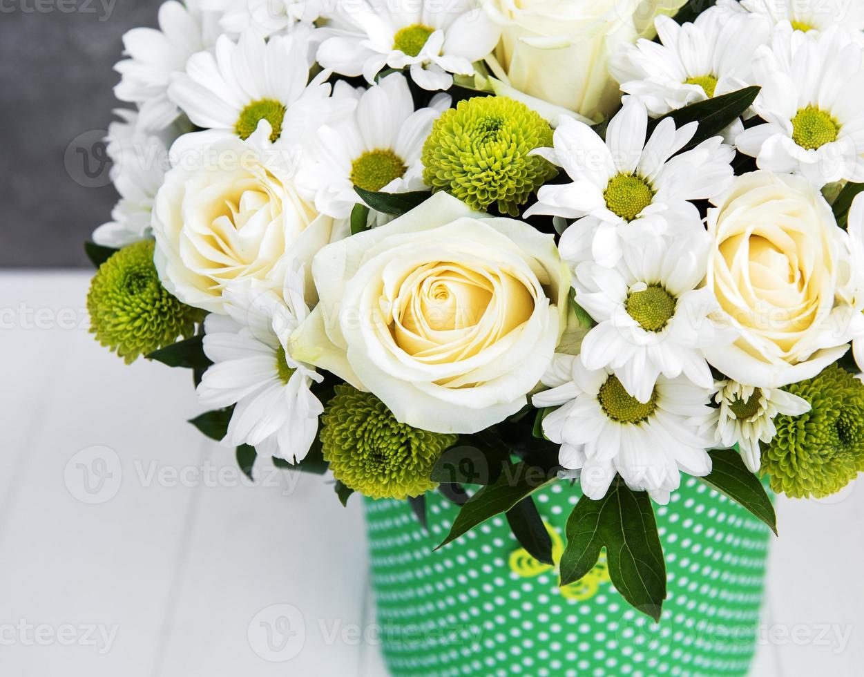 Bouquet of white flowers photo