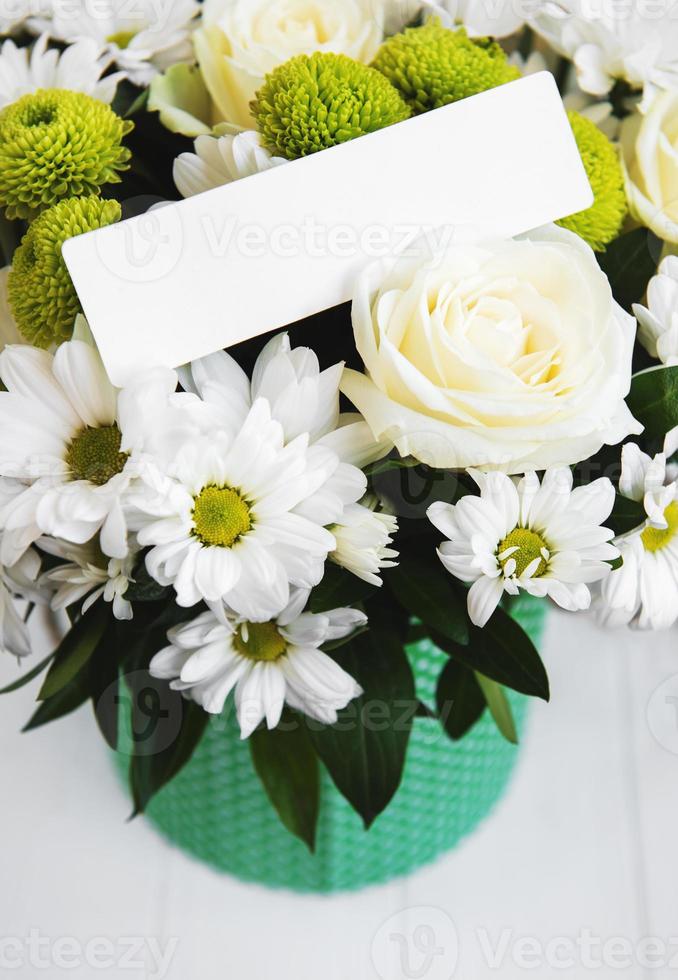 Bouquet of white flowers photo