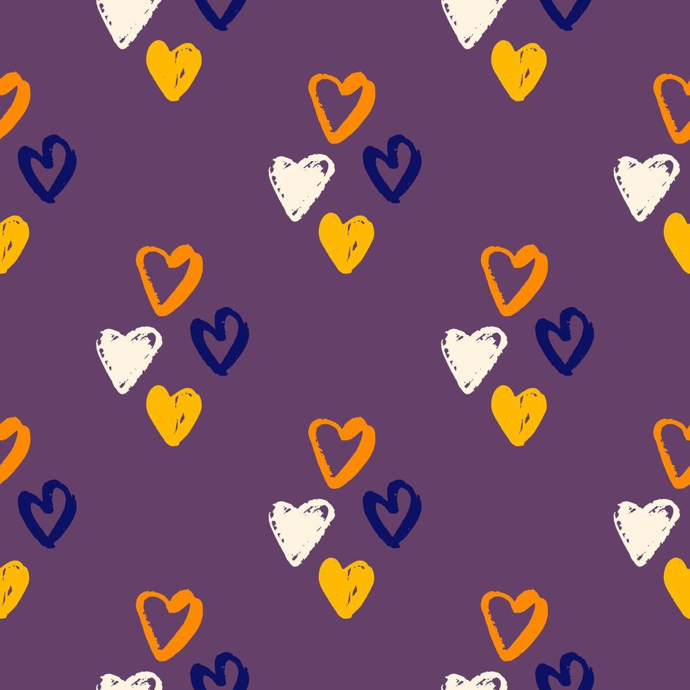 simple patrón sin costuras con siluetas de corazón dibujadas a mano. fondo morado con adorno de amor naranja, azul, amarillo y blanco. vector