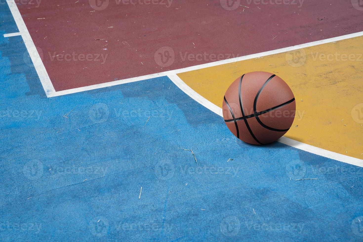 basketball at basketball court photo