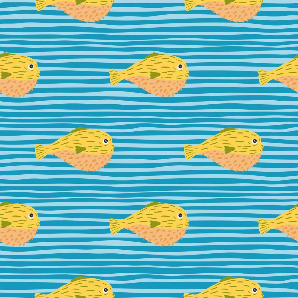 patrón sin fisuras de la naturaleza con la impresión de siluetas de peces amarillos dibujados a mano. fondo de rayas azules. vector