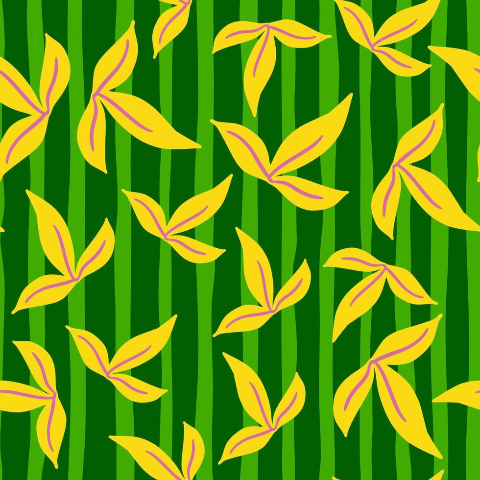 patrón sin costuras de adorno de hoja simple amarillo aleatorio. fondo de rayas verdes. estilo garabato. vector