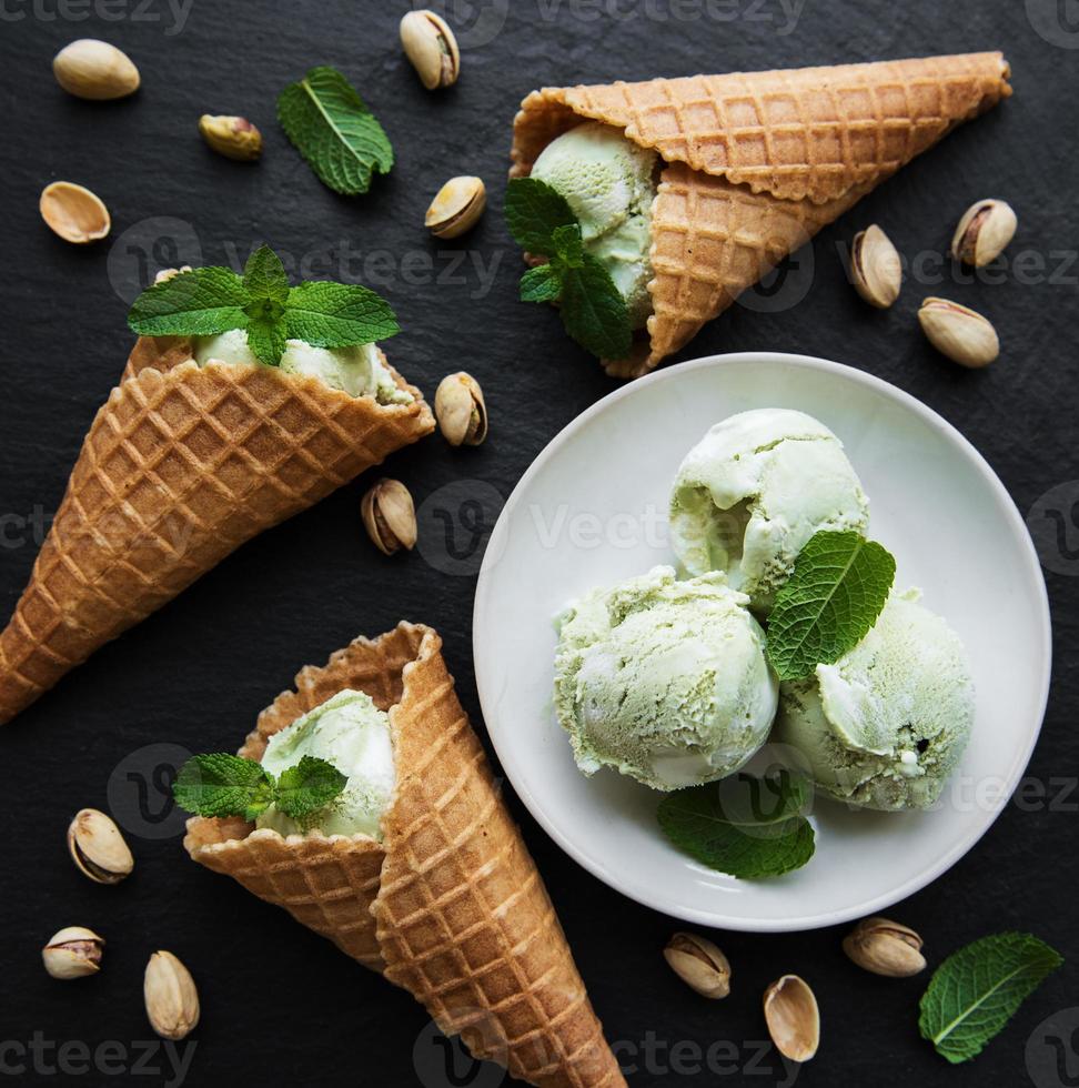 pistachio ice cream and mint photo