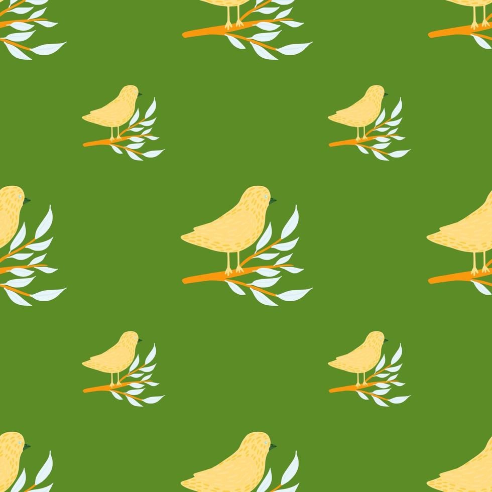 patrón sin costuras de fauna vintage con pájaros amarillos dibujados a mano en el adorno de ramas. fondo verde vector