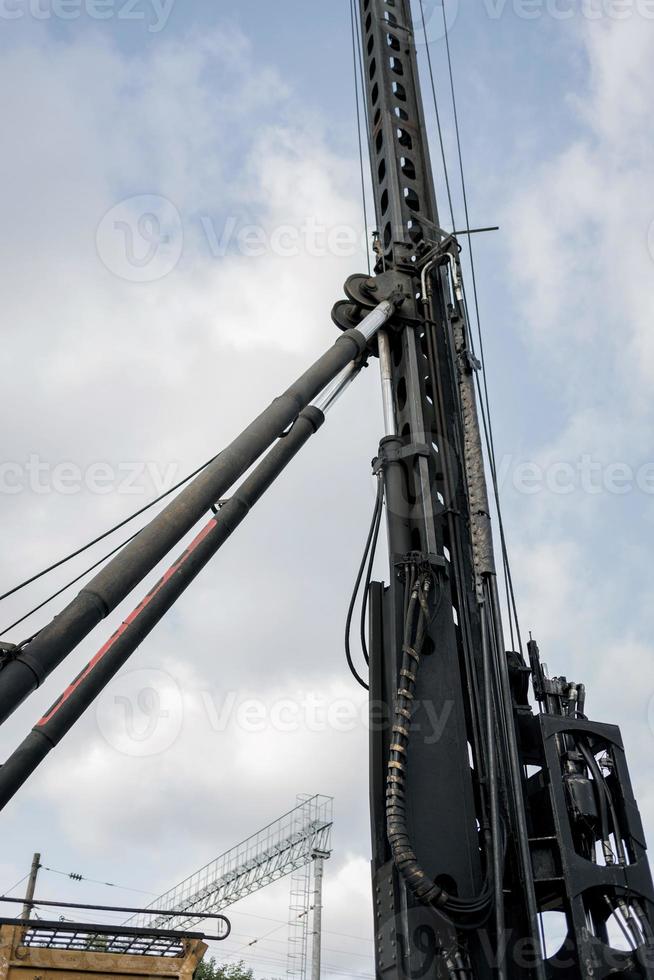 Hydraulic Pile Driving Rig machine photo
