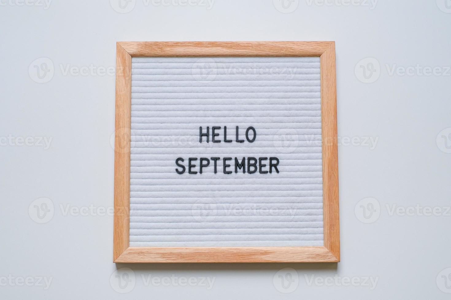 hola concepto de saludo de septiembre foto