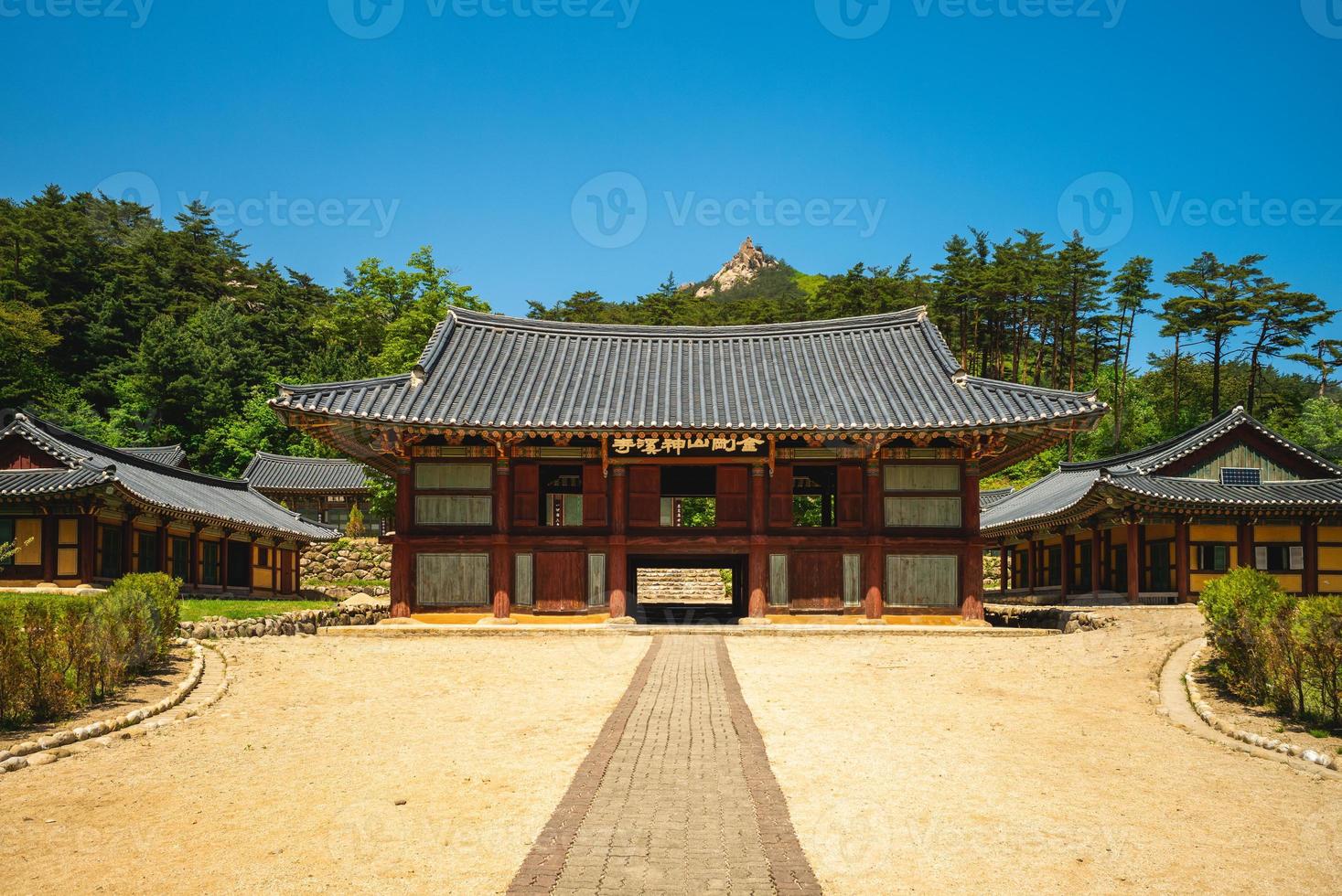 singyesa en onjongri, provincia de kangwon, corea del norte foto