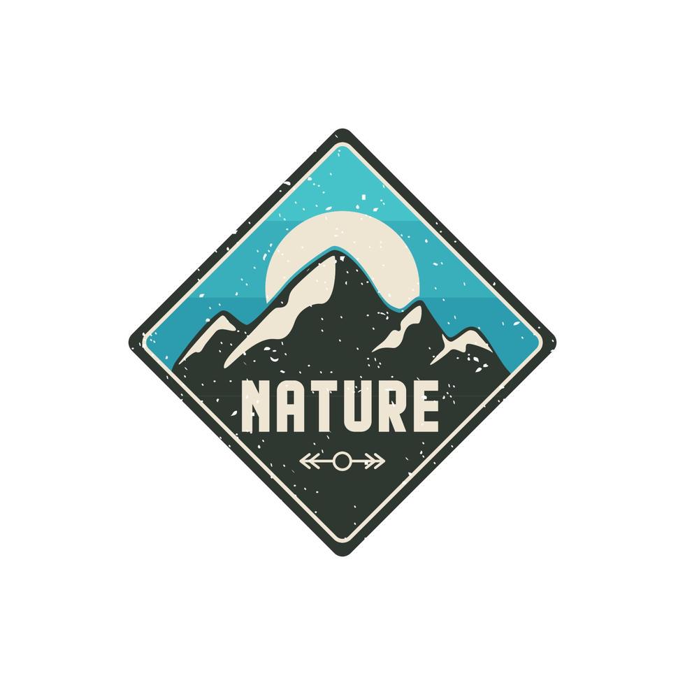 logotipo de color para vector de actividades de aventura o al aire libre