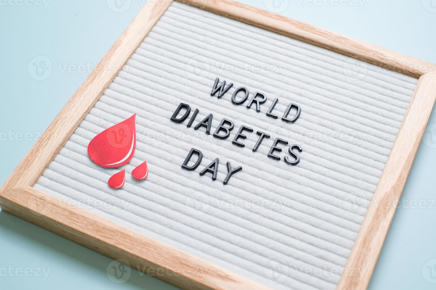 día mundial de la diabetes aislado en un fondo azul. foto
