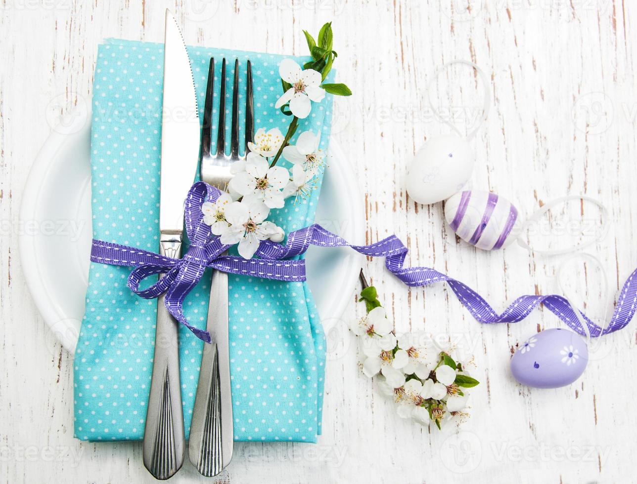 easter table setting photo