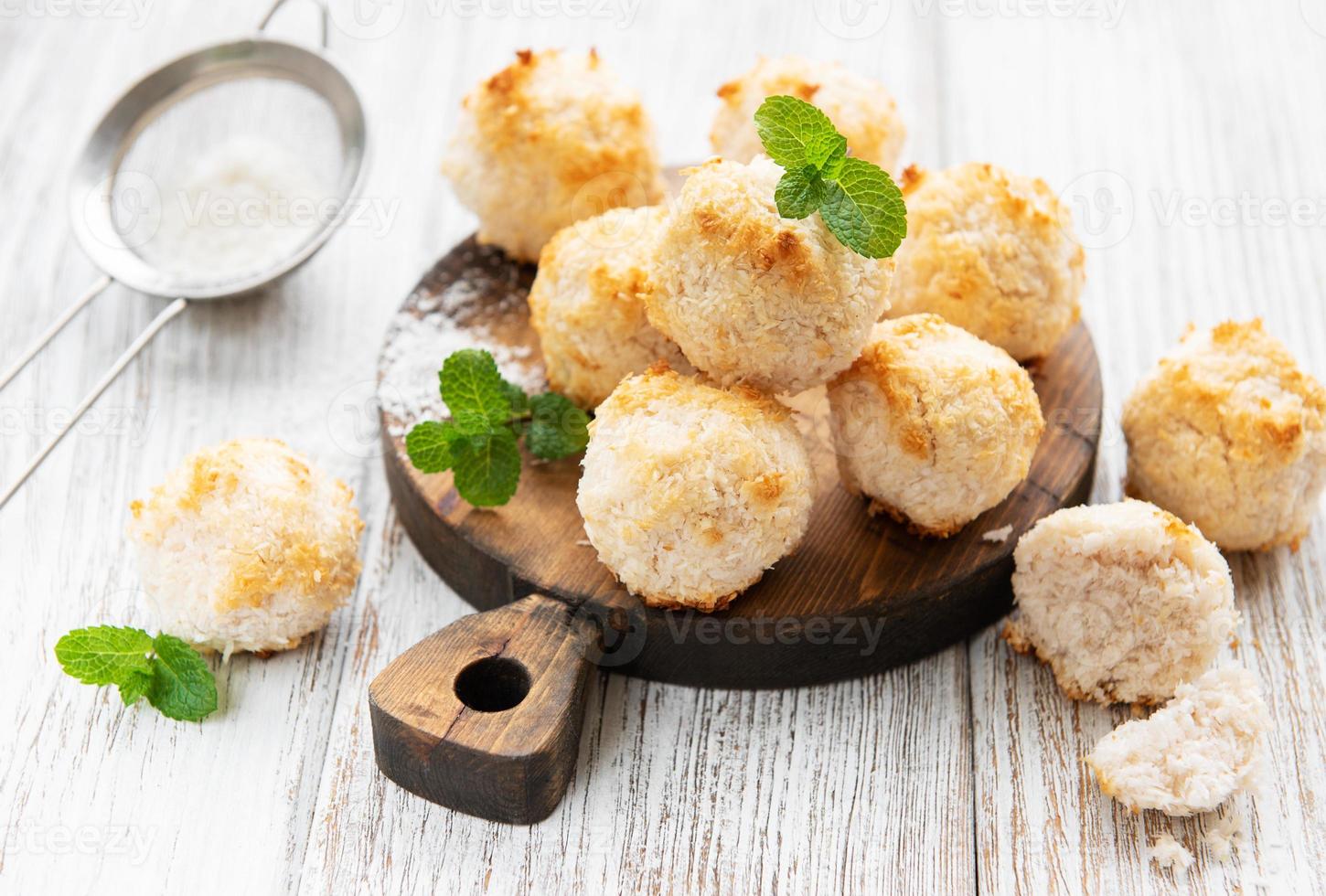 Sweet Coconut cookies photo