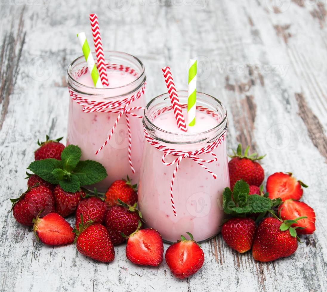 Yogurt with strawberries photo