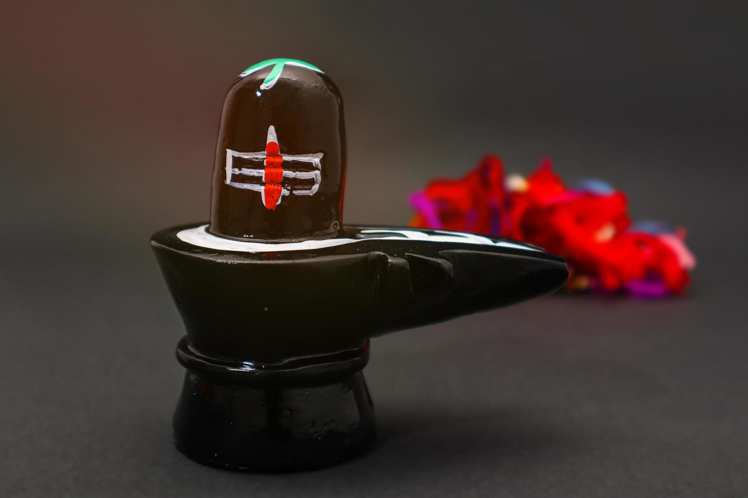 fondo maha shivratri shiva linga. foto