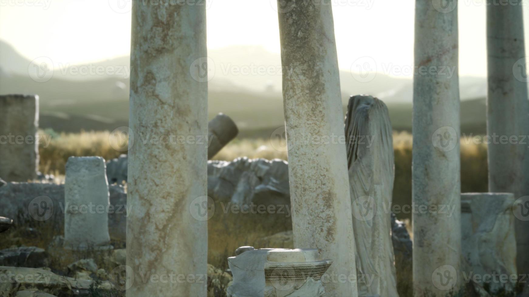 The ancient Greek temple in Italy photo