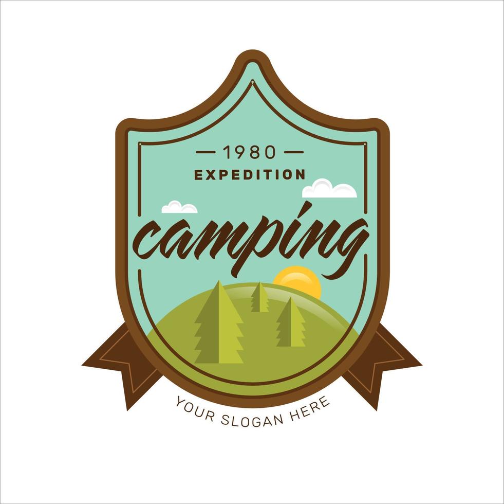 diseño de camping y aventura en la naturaleza de montaña vector