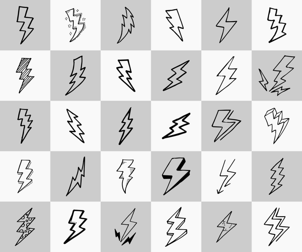 set of hand drawn vector doodle electric lightning bolt symbol sketch illustrations. thunder, vector ilustration