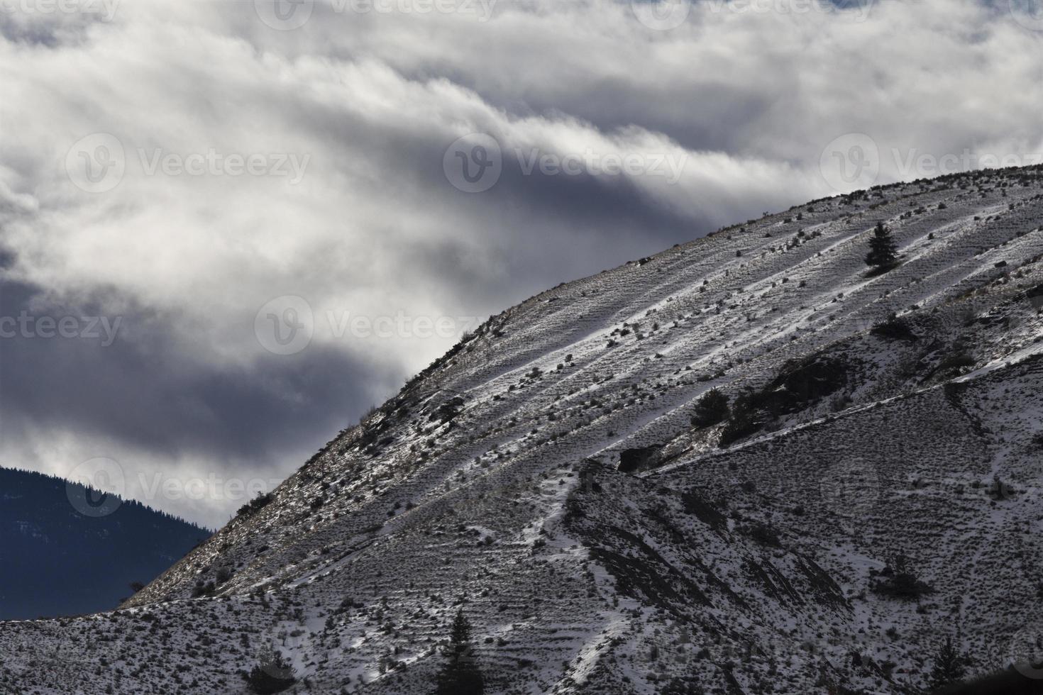 montañas columbia británica canadá foto