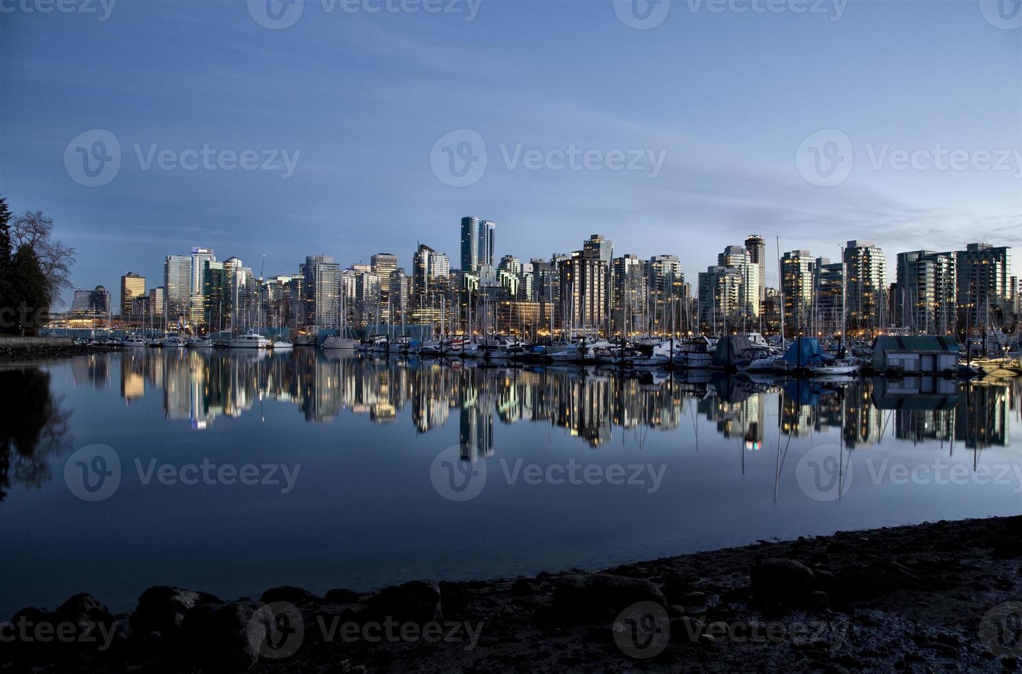 horizonte de vancouver canadá foto