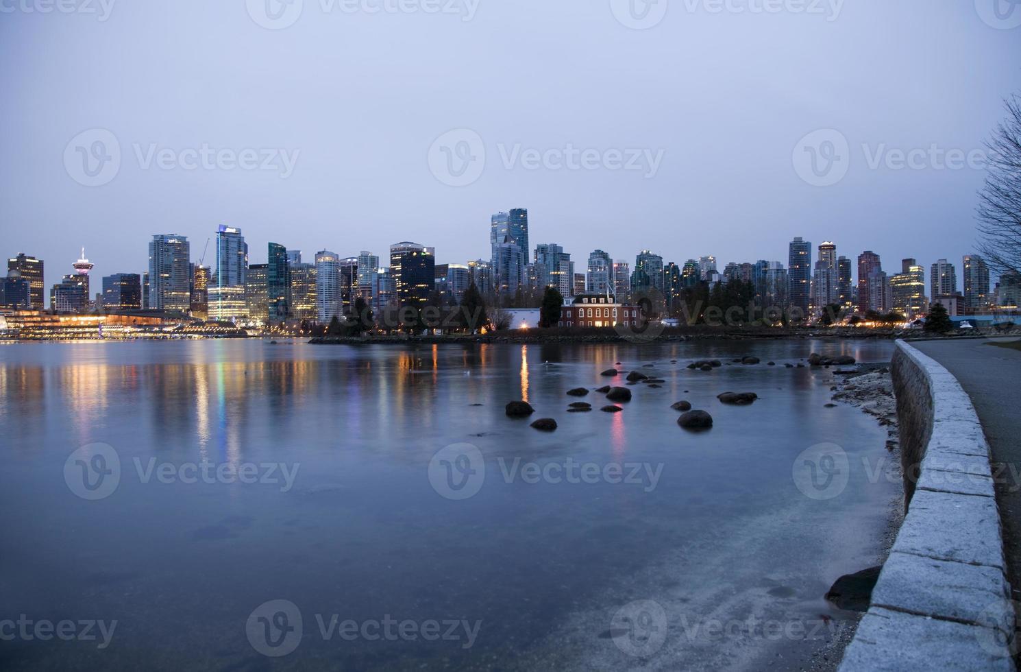 horizonte de vancouver canadá foto