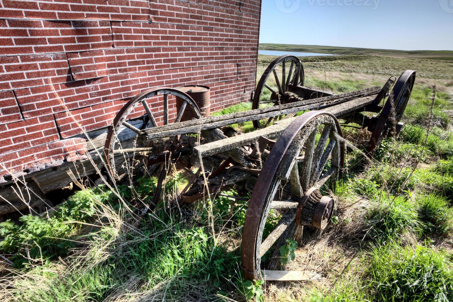 Old Wagon Wheel photo