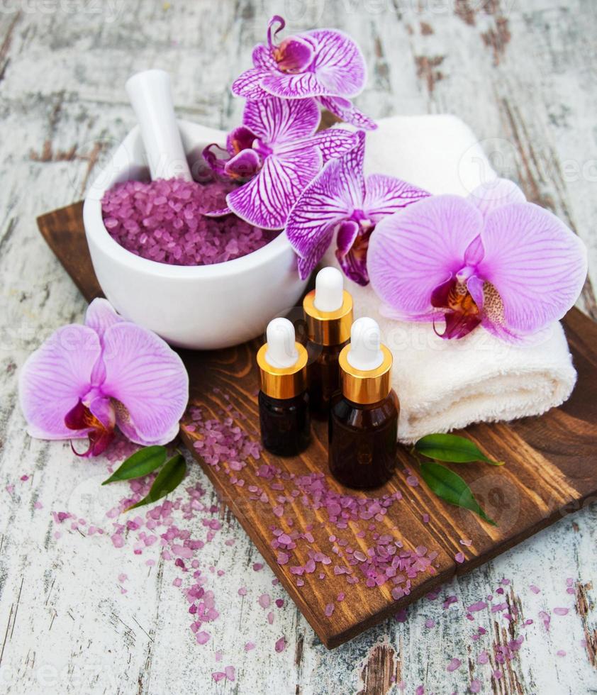 productos de spa con orquídeas foto